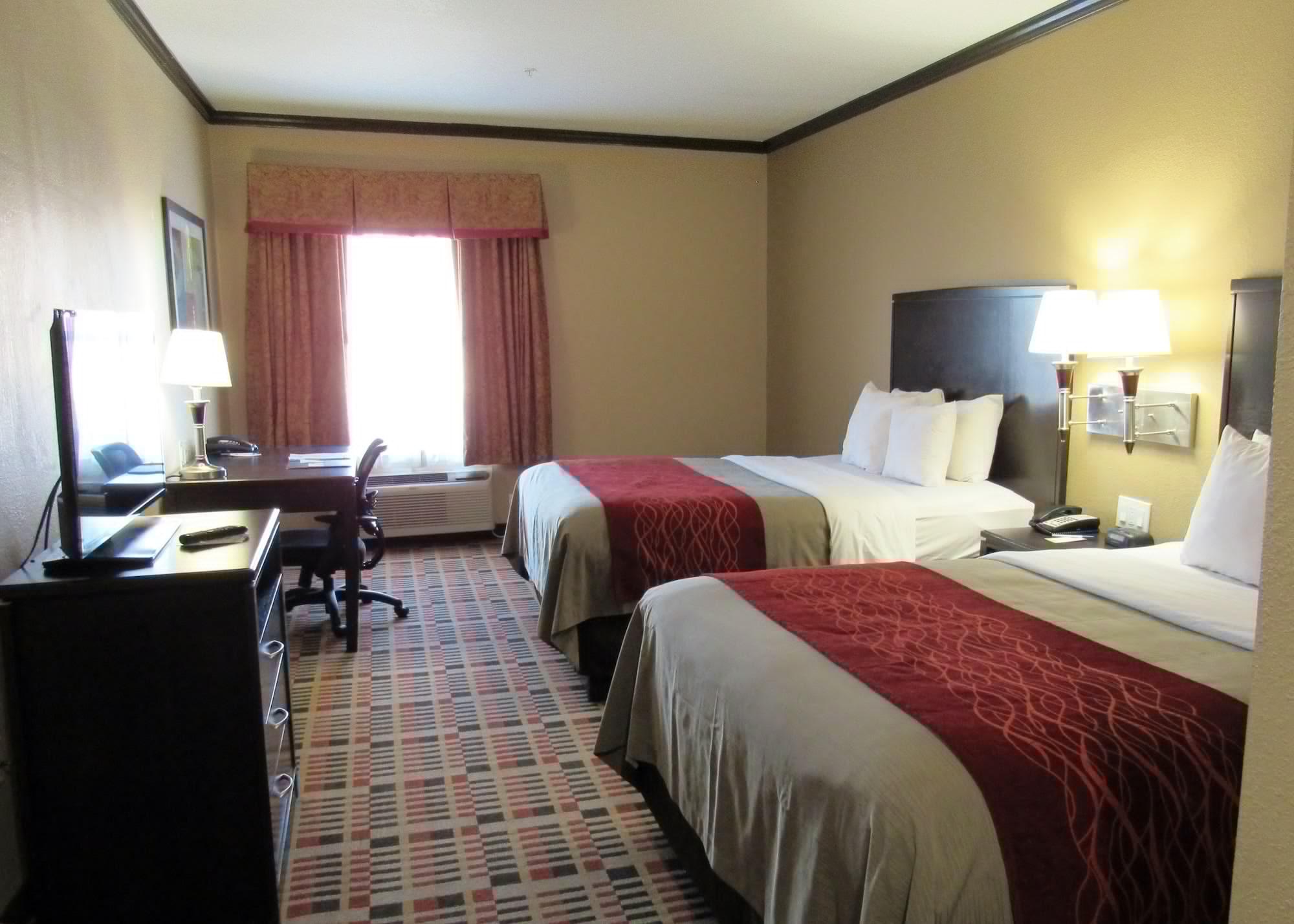לובוק Quality Inn & Suites מראה חיצוני תמונה